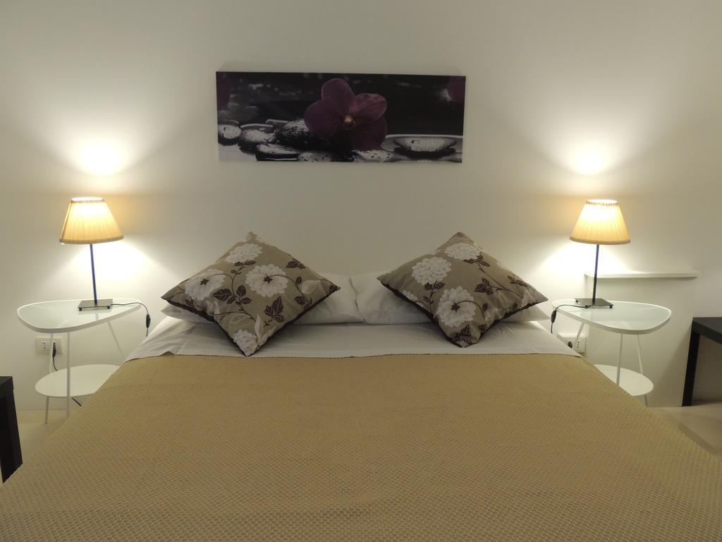 Domus Taranto Unica Sede Hotel ห้อง รูปภาพ